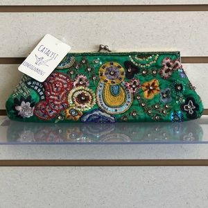 Nine West Green Beaded Floral Pattern Clutch w/ silvertone chain.